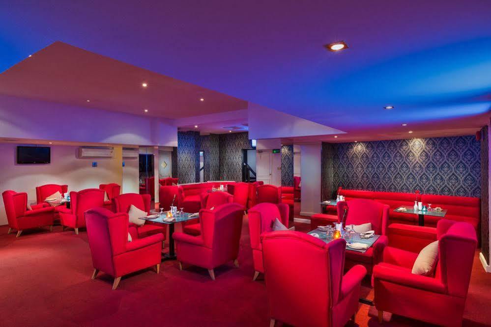 Tulip Inn Downtown Маскат Екстериор снимка